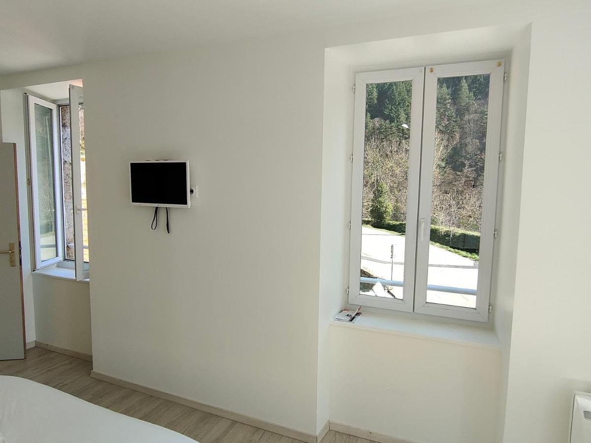 Le Payanke Ardechois Hotel Saint-Martin-de-Valamas Екстериор снимка